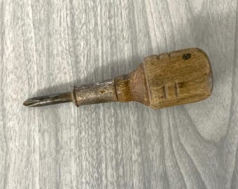 antique 1940s short phillips screwdriver with wood handle,vtg stubby screwdriver