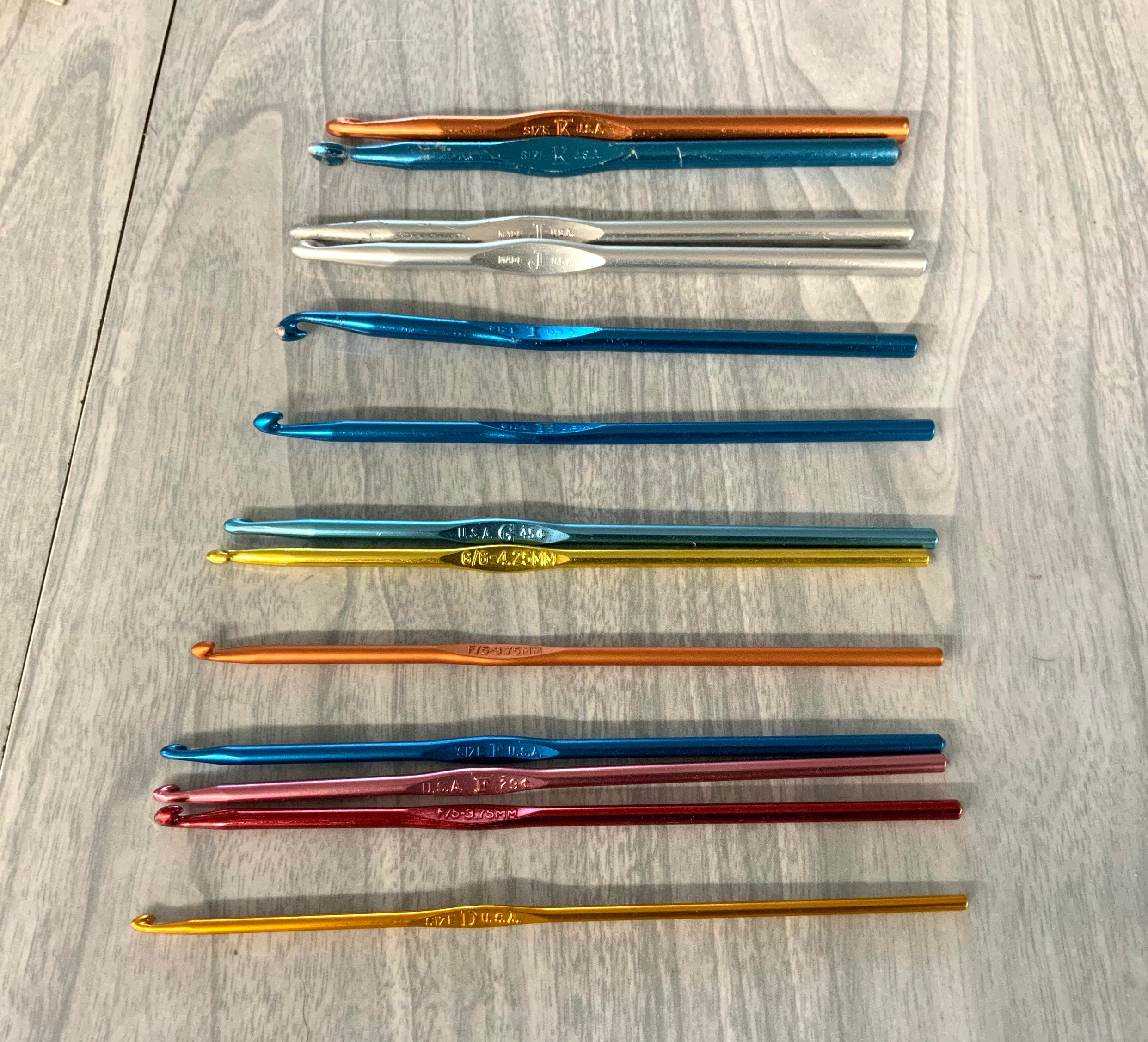 BOYE Crochet Hooks, Crochet Hooks, Aluminum Hooks B-N, Plastic