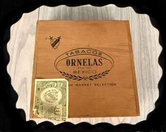 Vintage wood Tabacos hinged cigar box, Ornelas reg 111 Mexico,English market selection, wooden cigar box,empty vtg cigar box, man cave decor