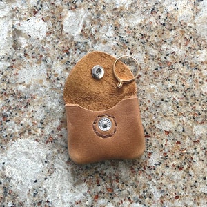 Tiny Coin Purse, Teeny Coin Purse, Travel Jewelry pouch,teeny Ring Pouch, Leather Small Ring Purse, Ring container,collector Coin purse,coin