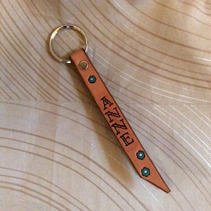 Custom leather Keychain, custom leather Keyfob, names on key chain, custom leather key holder,words on keychain, keyfob, custom keychain,key