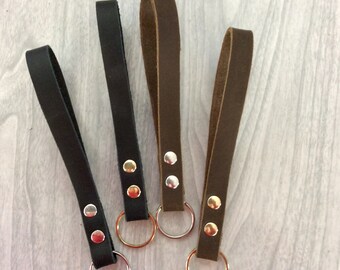 7-1/4” Wrist strap keyfob, 5/8””wide key, leather keychain, Cow leather wristlet key holder, leather key fob, leather key Lanyard, keychain