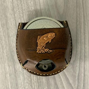 Clip on fish snuff case,Snuff can holster,leather snuff can holder,snuff holder hang on belt,leather snuff can holder,fish jerky case, fish