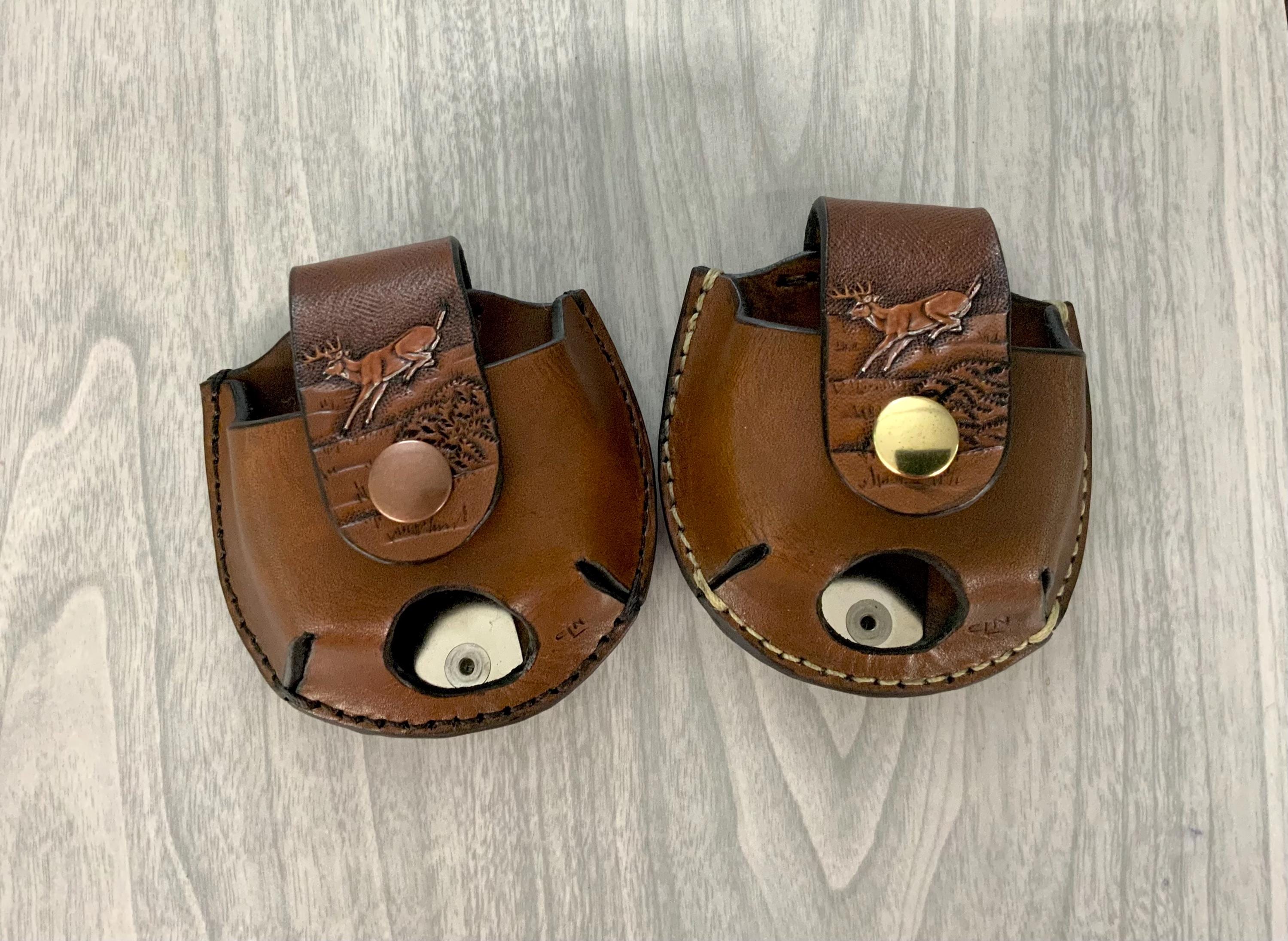 Clip on deer snuff case,Snuff can holster,leather snuff can holder,snuff holder hang on belt,leather snuff can holder,deer jerky case, deer
