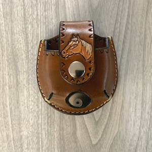 Horse snuff case, horseman&#39;s snuff, snuff can holder w/clip,snuff holder hang on belt,handtooled leather snuff can holder,horse jerky case