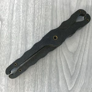 IDEAL-Sycamore safe-T-grip, pocket size fuse puller, vintage fuse puller USA, fuse, fuse puller, made in Illinois USA, old electrician tool