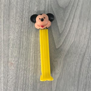 vintage PEZ 1980s? Mickey Mouse dispenser, vintage candy dispenser, PEZ, candy, PEZ candy dispenser, Mickey Mouse, Disney Pez collectable