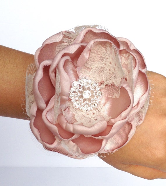 アクセサリー PMO DAISY CORSAGE PMO®➖DAISY CORSAGE #1