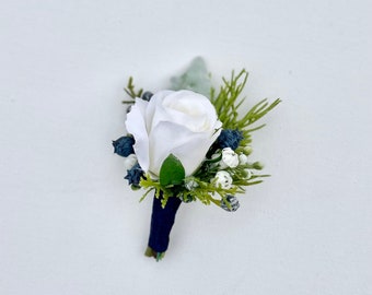 Blue Winter Wedding Boutonniere , Blue Winter White Boutonniere, White Rose, Wedding Boutonniere, Evergreen, Blueberries, Winter