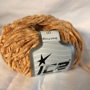 Ice yarn short fringe Peach