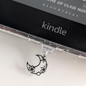 Fantasy crescent moon kindle charm, witchy USB-C accessory, metal bookmark, planner marker, planner charm, bookish gift for readers