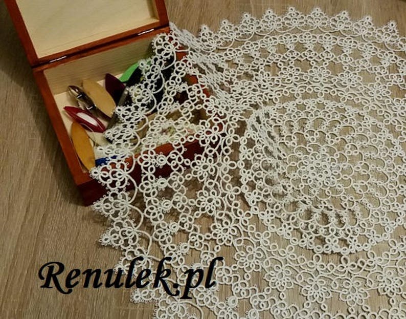 Deckchen Spring2018 PDF Original Shuttle Tatting Muster von Renulek. Sofortiger digitaler Download. Tatting selbst Geschenk. Spitze Serviette. Bild 5