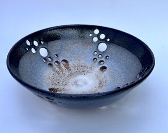 Bowl, pottery bowl, handmade pottery bowl, blue bowl, blue pottery bowl, blue fruit bowl, pottery decor, blue handmade pottery bowl