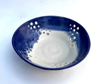 Bowl, pottery bowl, fruit bowl, handmade bowl, blue bowl, blue pottery bowl, fruit bowl, blue handmade pottery bowl, blue decor bowl