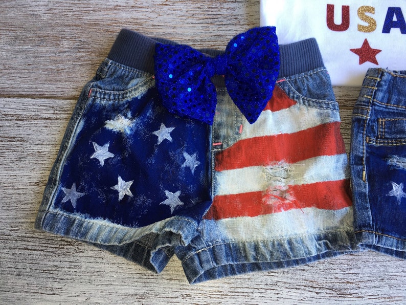 4th of July Outfit, Baby Girl/'s Rockin/' Jean Denim Shorts Born In The USA Patriotic Baby Girl Baby distressed denim shorts