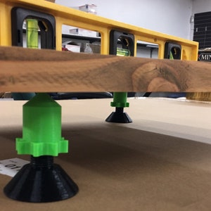 8pk Standard Rocket Levelers - adjustable stands / paint stand for easy leveling - free shipping