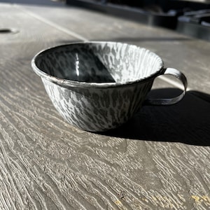 Granite/Splatter ware Cowboy Coffee cup (0067)
