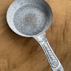 Antique Cold Handle Skillet - Etsy