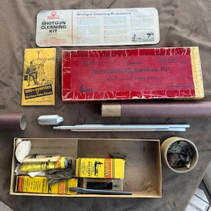 Vintage Shotgun Cleaning Kit (0537)