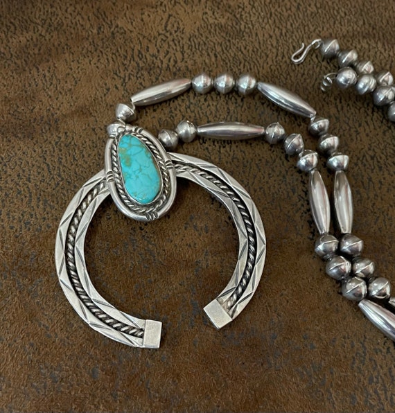 Vintage Sterling Silver Navajo Pearls and Sterlin… - image 4