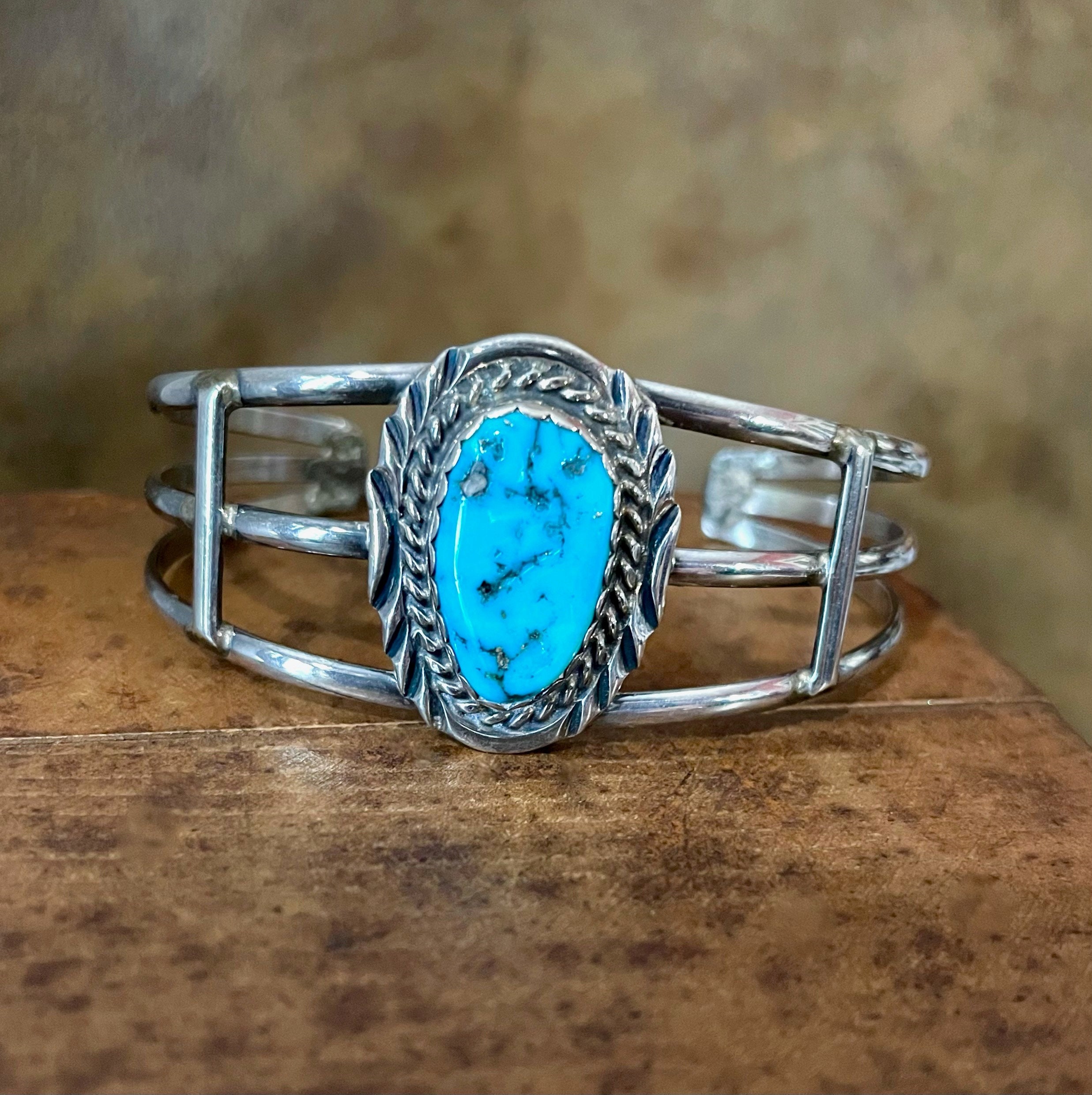 Important Vintage Navajo Deborah Native American Jewelry Silversmith Native American Jewelry Silver Hand Tooled Bracelet Important Vintage Navajo Deborah Native American Jewelry Silversmith Native American Jewelry Silver Hand Tooled Bracelet