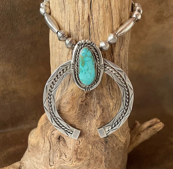 Vintage Sterling Silver Navajo Pearls and Sterlin… - image 1