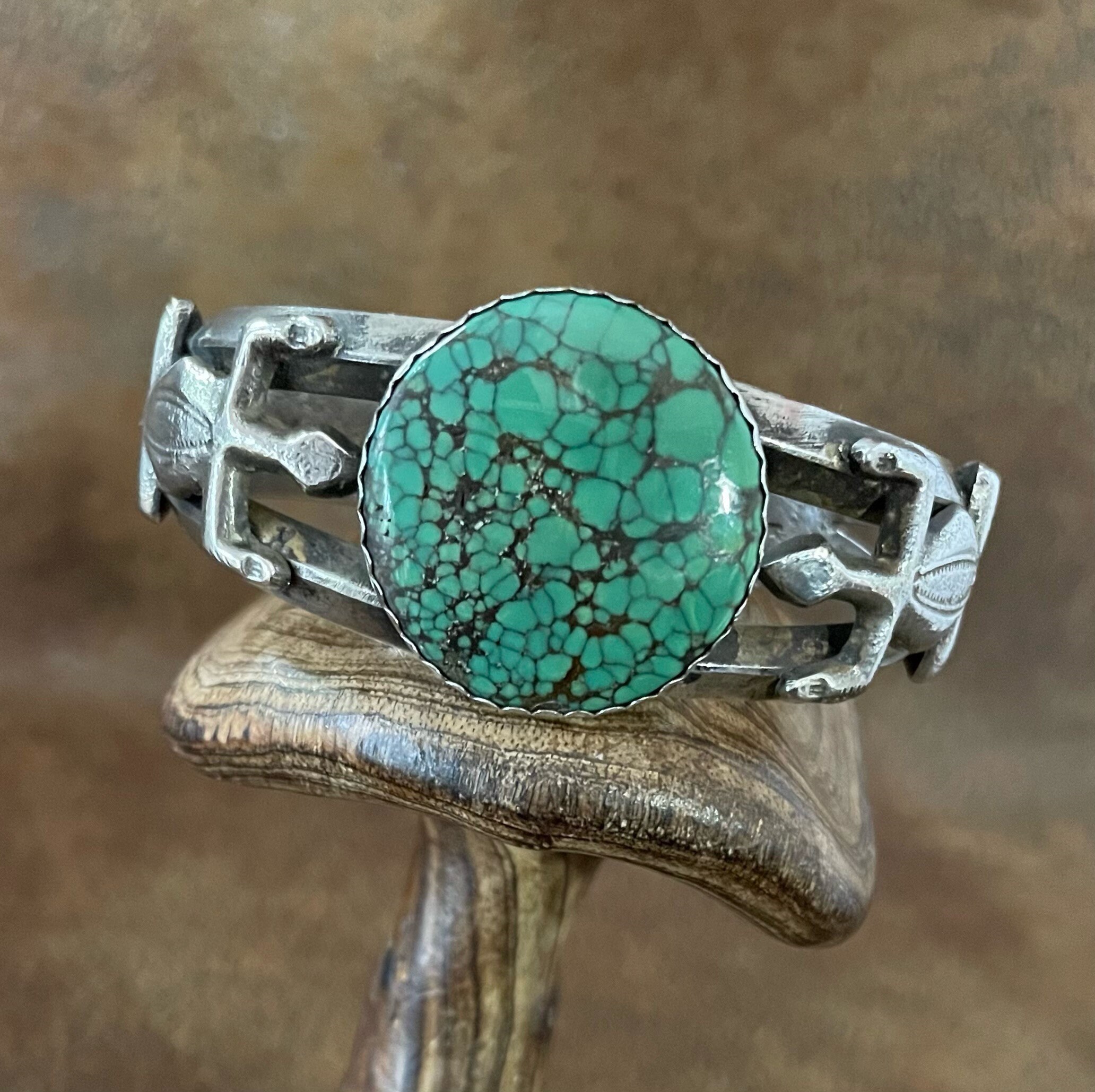 Native American Jewelry Quality Spiderweb Turquoise Sterling Silver Lizard Gecko Bracelet Cuff Native American Jewelry Quality Spiderweb Turquoise Sterling Silver Lizard Gecko Bracelet Cuff
