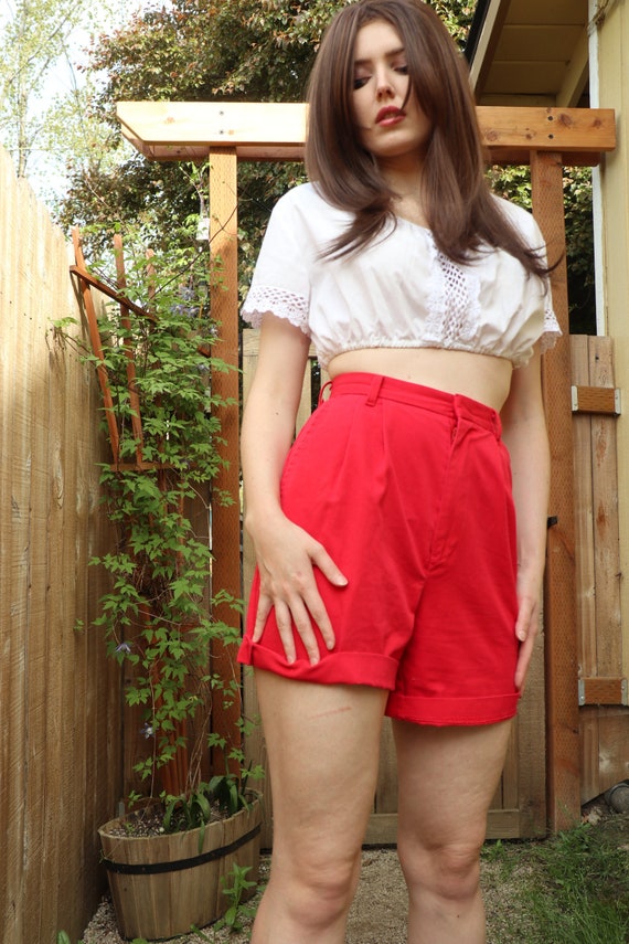 THE PLAGUE SALE | 1970s Tailored High Waisted Shor