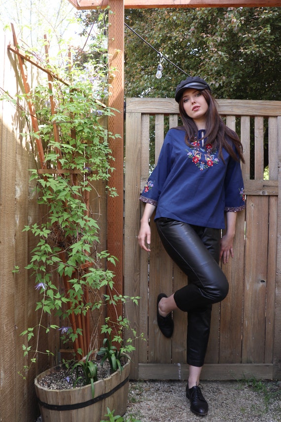 1960s Hand Embroidered Vintage Navy Blouse | bohem