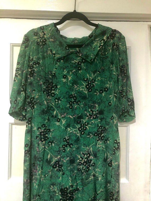 C. 1930s Crepe Fabric Novelty Print Dress Mint Con