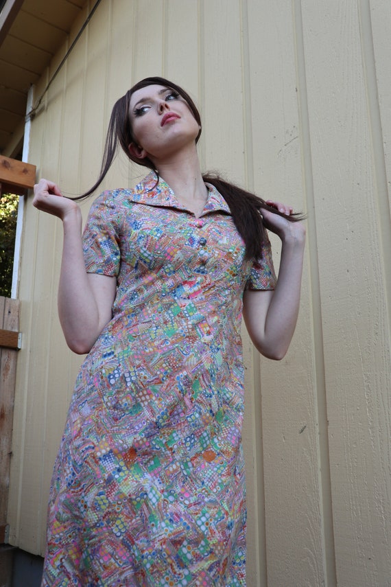 SALE | Psychedelic 1960s Waitress Dress | hippie c