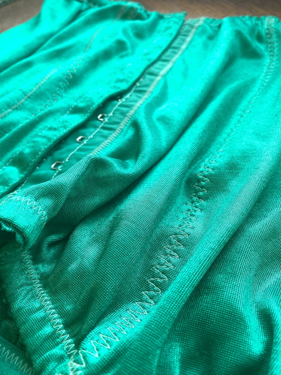 C. 1980s Emerald Garter Belt vintage retro lingerie… Gem