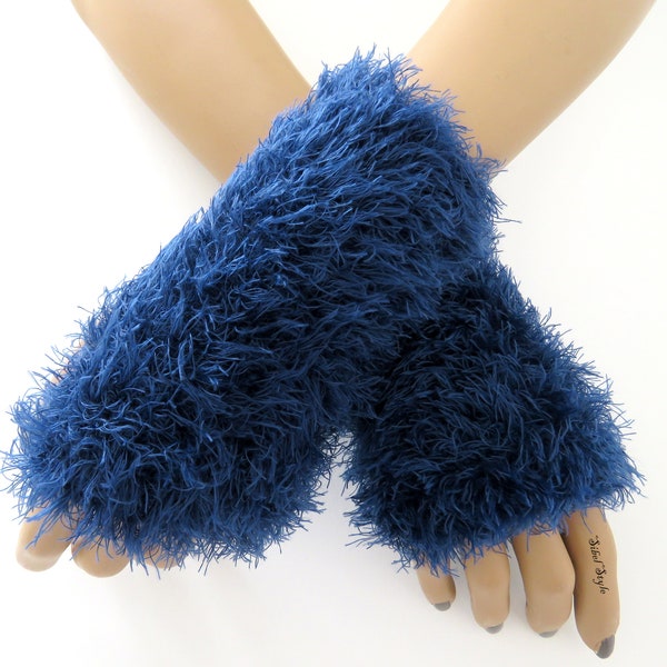 Mitaines tricot fait main fausse fourrure bleu foncé nuit indigo femme, Gants sans doigts hiver Chauffe main poignets, Cadeau fête des mères