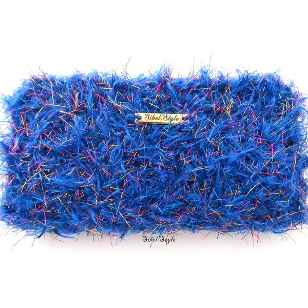 Portefeuille femme tricot fait main bleu royal indigo, Porte monnaie fausse fourrure Pochette Sac Bourse, Cadeau anniversaire fête des mères