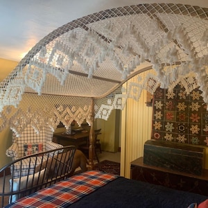 Bed Canopy Single Diamond Design for  Your Flat or Arch Canopy Bed
