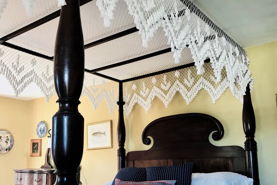 Queen Canopy Bed Top Large Scallop Design - Canopy Bed Bedding Arch Topper Queen Canopy Bed Top Large Scallop Design - Canopy Bed Bedding Arch Topper