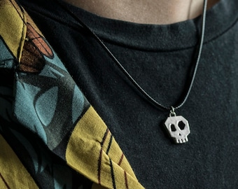 Collier grosse tête de mort