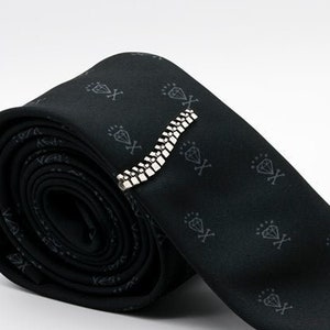 OFFER!! Spinal Tie clip