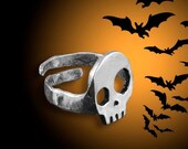 SuMMeR SALES 15 oFF Adjustable SKULL ring in Silver.