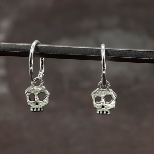 Boucles d'oreilles créoles Little Skull