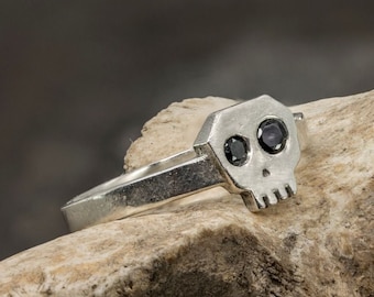 Small Skull Goth ring with Black zirconias in the eyes for her
