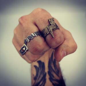 Odins Öga Vikingainspirerad ring i sterlingsilver. Rustik ring för män bild 3