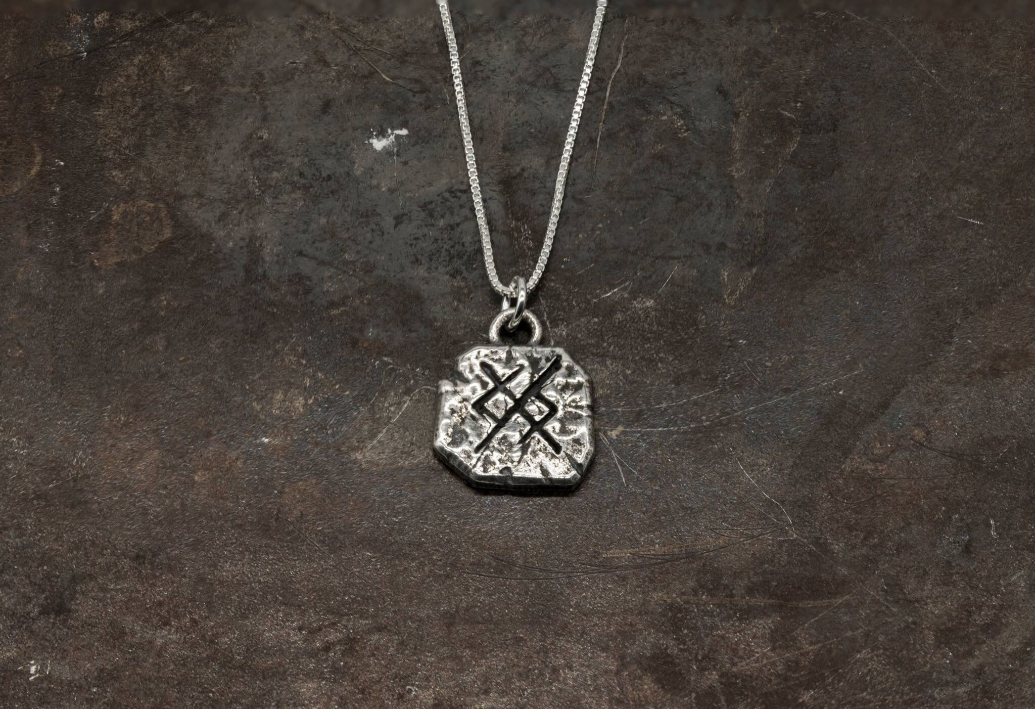 Collier Pendentif Viking Runes Elder Futhark - Acier Inoxydable, Chaîne 60 Cm, Style Nordique Vintage | Bijoux Porte-bonheur - 2