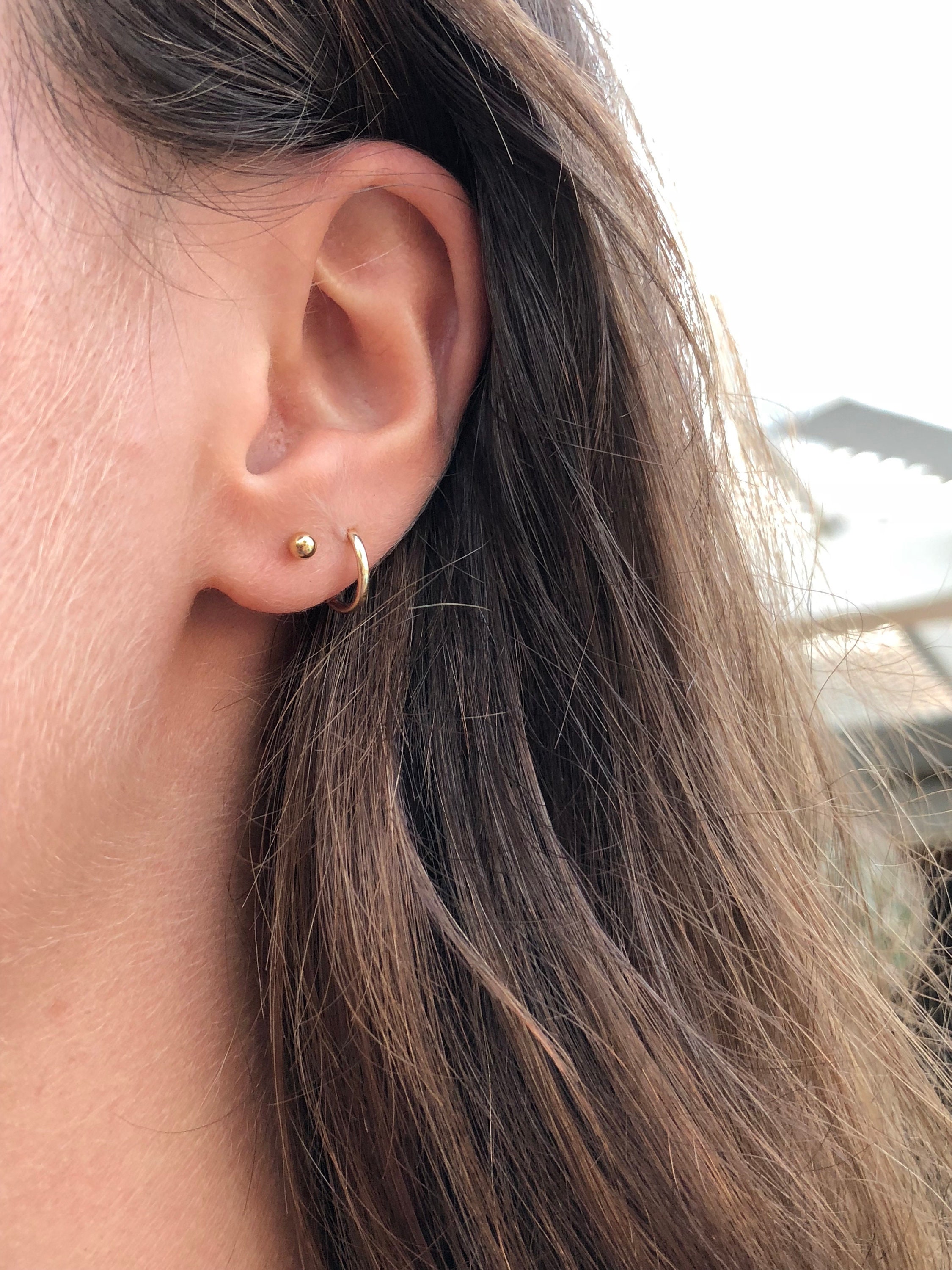 1 Pair Of 14kt Yellow Gold Filled 3mm Ball Stud Earrings With Backs - Simple & Classic