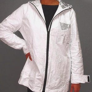 Unisex Tyvek Jacket I Lightweight, Waterproof, and Windproof Hooded Jacket for Men and Women I Spring Sport Style | Eco-Friendly Material