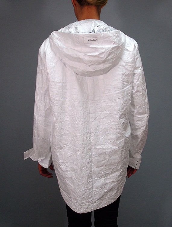 Unisex Tyvek Jacket I Lightweight, Waterproof, and Windproof Unisex Tyvek Jacket I Lightweight, Waterproof, and Windproof