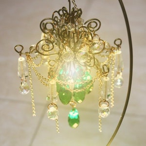 Green Crystal Mini Battery Light Doll House Chandelier Luxury classic Miniature Chandelier With Baby Doll Furniture House Decor
