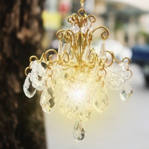 Clear Crystal Mini Battery Light Doll House Chandelier Luxury classic Miniature Chandelier With Baby Doll Furniture House Decor