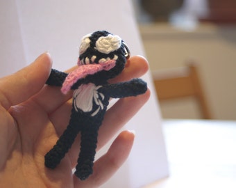Venom and Carnage amigurumi charm