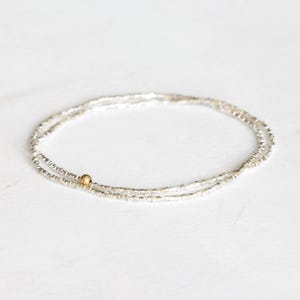 Pulsera elástica de plata fina y delicada, joyería de cubo de plata de la tribu Karen Hill.